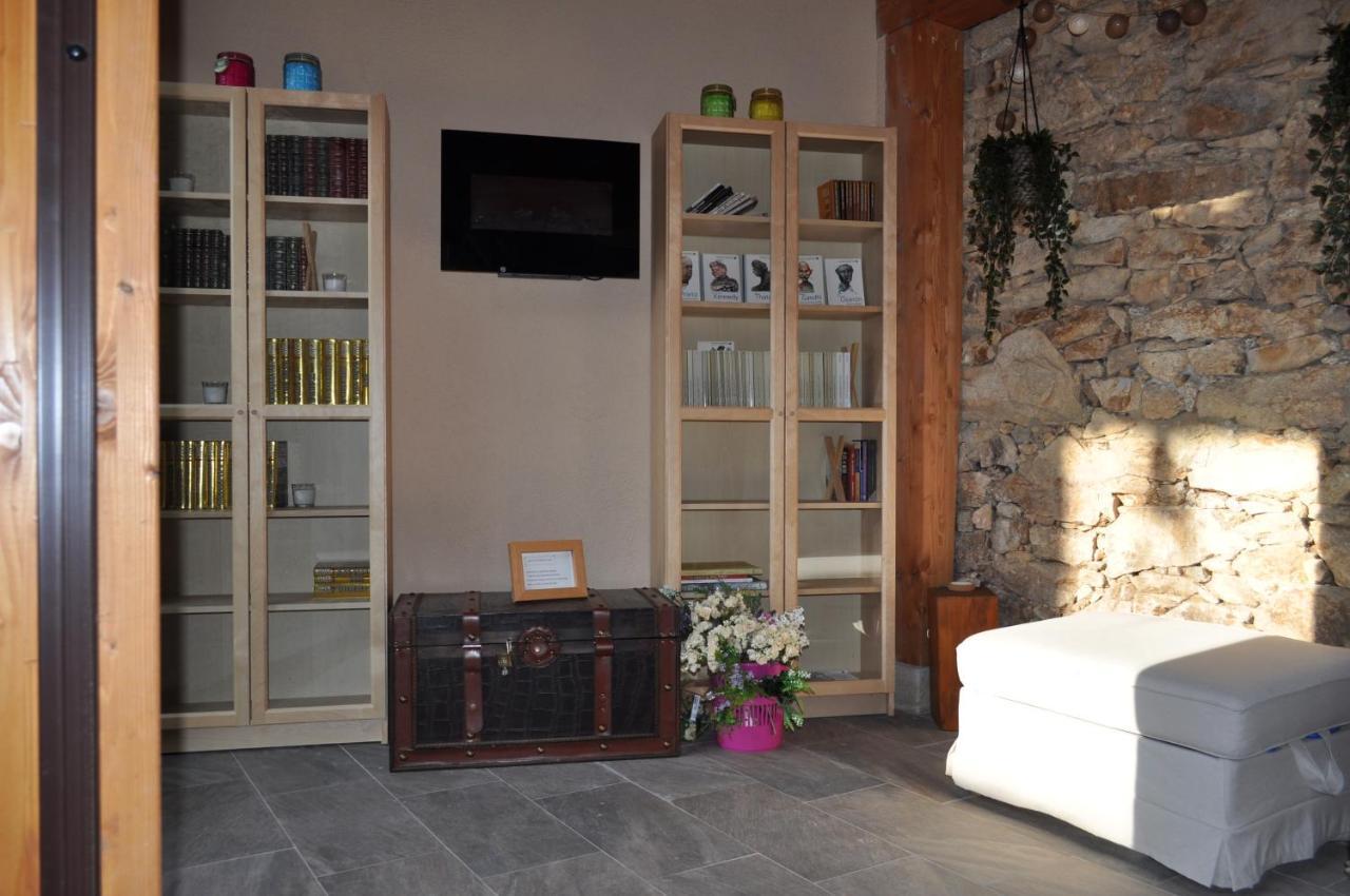 Affittacamere El Rincon Secreto De Gredos Especializada En Celiaquia Y Diabetes Y Jacuzzi Tormellas Esterno foto